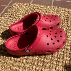 Men’s size 6 red crocs